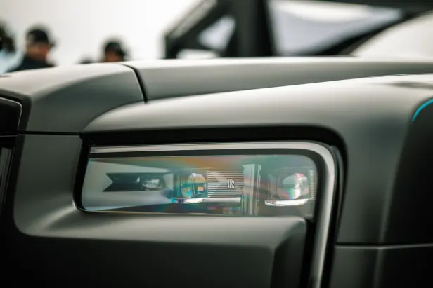 Dazzle Casino Android/iOS rakendus